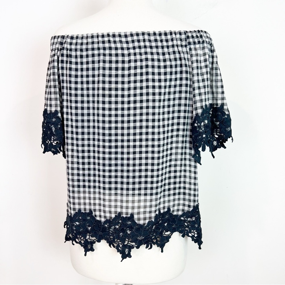 BAILEY 44 NAVY GRAY GINGHAM PLAID OFF SHOULDER EYELET TRIM BLOUSE WOMENS SMALL - Picture 4 of 6